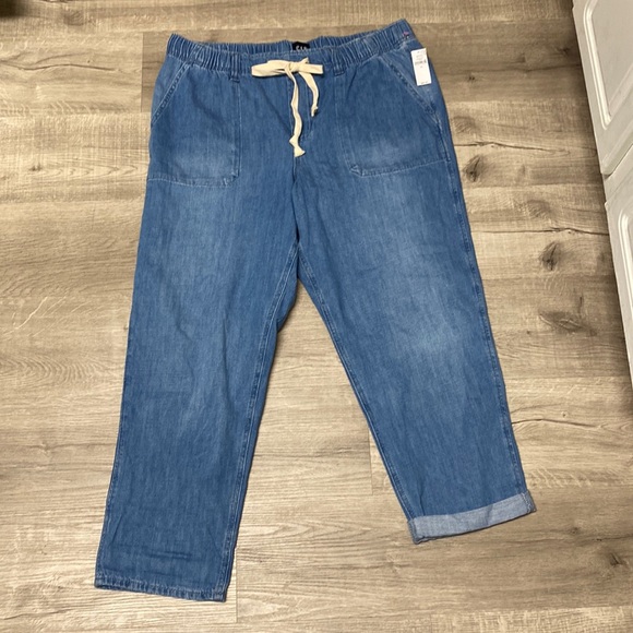 GAP Mid Rise Jeans Pants - Picture 2 of 8